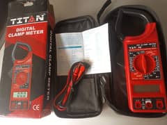 Titan 266 digital clamp meter