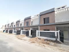 Prime Location House Of 6 Marla Is Available In Contemporary Neighborhood Of DHA Defence