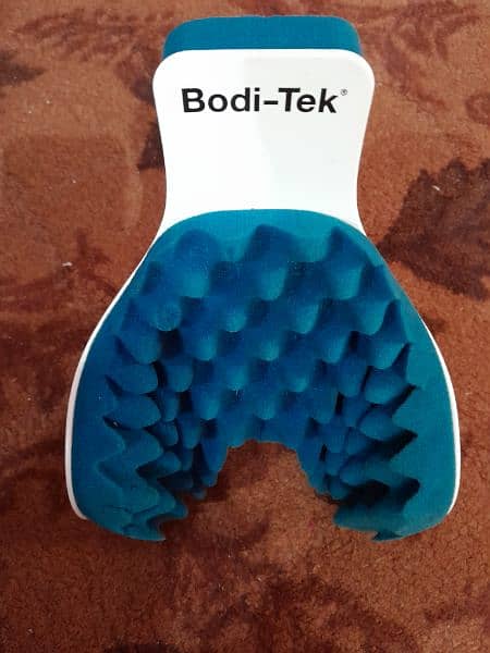 BODI-TEK NECK EASE SUPPORT. 4