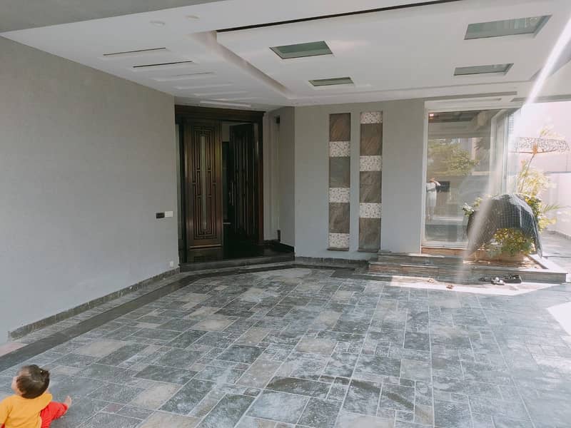 Modern 1 Kanal House For Rent In DHA Phase 6 Lahore 0