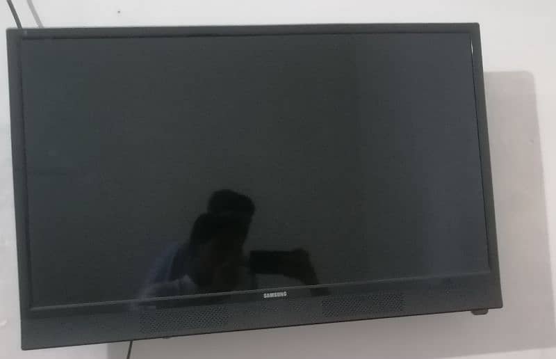 Samsung 32 inch screen 1