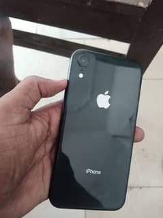 iPhone XR 0