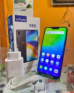 VIVO Y85 WITH BOX,CHARGER,COVER 4/64. PTA LIFETIME 10/10 NEW CONDITION