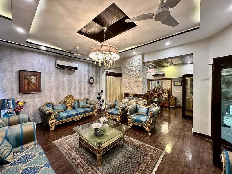 1 Kanal Luxury Bungalow For Sale In DHA Phase 5, Lahore. 0