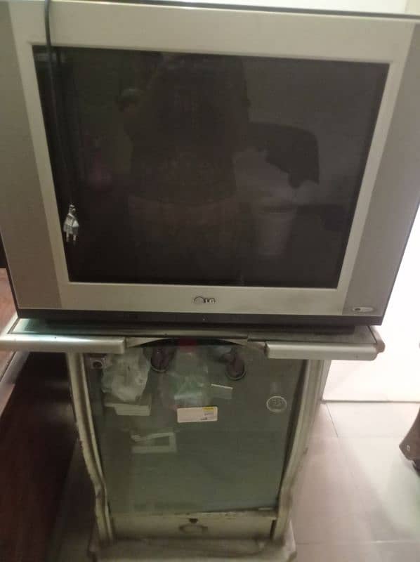 tv LG 1