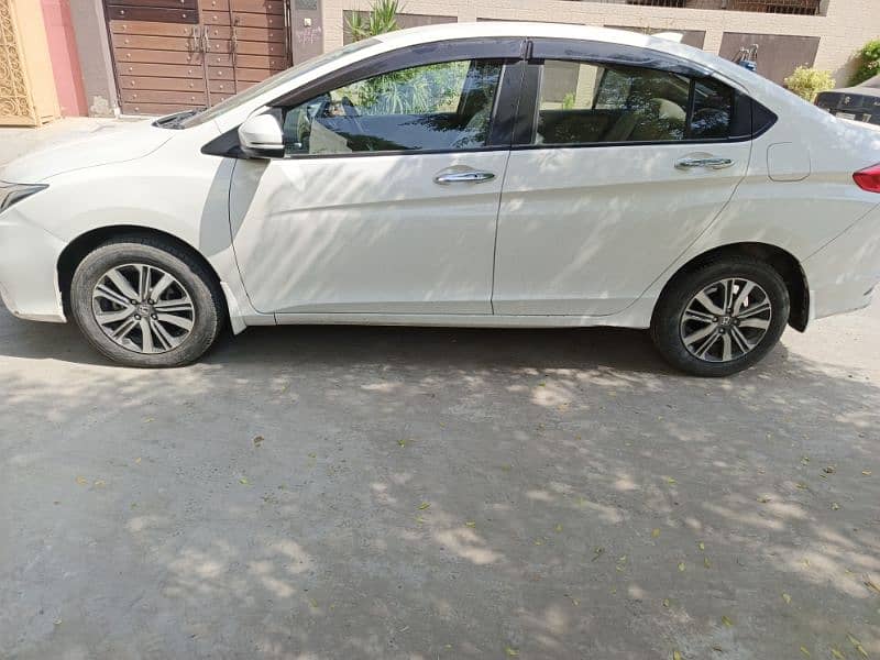 Honda City Aspire 2022 4