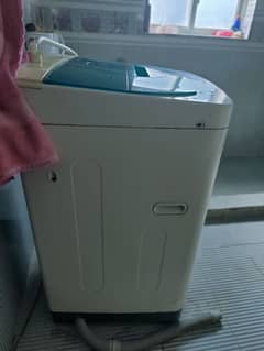 10/10 condition washing machine