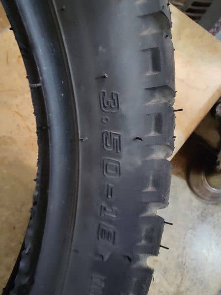 Used Service Tyre 3.50-18 Duragrip 1