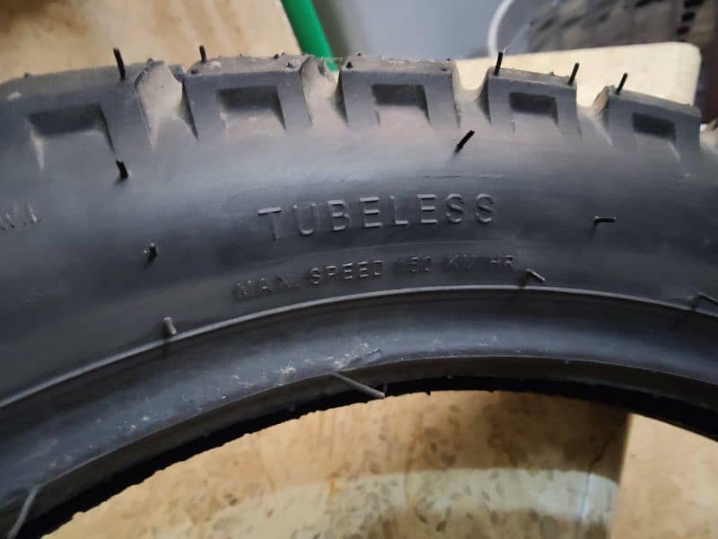 Used Service Tyre 3.50-18 Duragrip 2