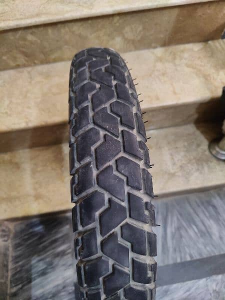 Used Service Tyre 3.50-18 Duragrip 6