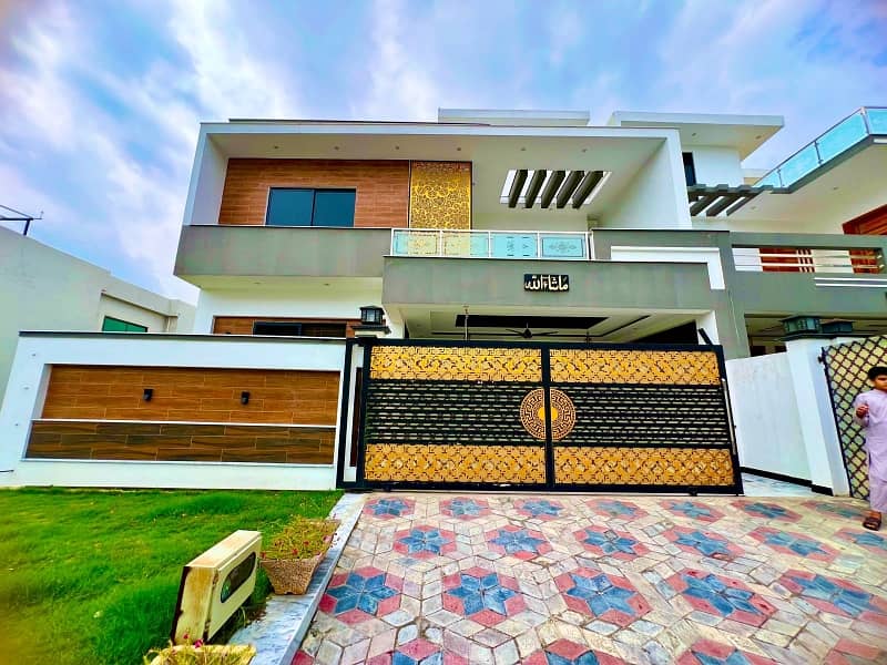 12 MARLA TRIPLE STORY HOUSE FOR SALE MULTI F-17 ISLAMABAD 0