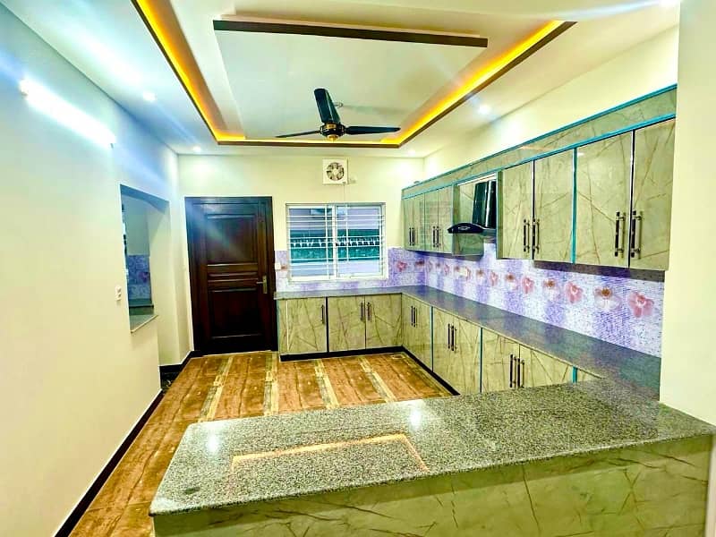 1 KANAL LUXURY BRAND NEW HOUSE FOR SALE MULTI F-17 ISLAMABAD 25