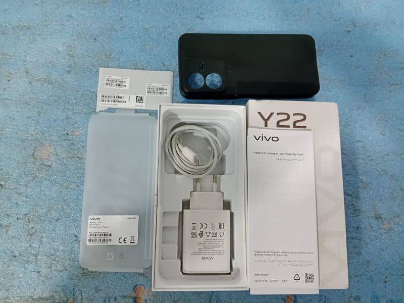 vivo y22 4+4/64 10by10 condition 5