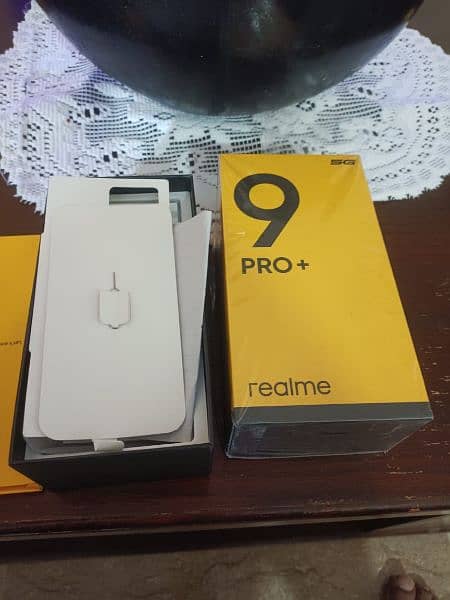 Realme 9 Pro + 5G  8GB 128 GB 2