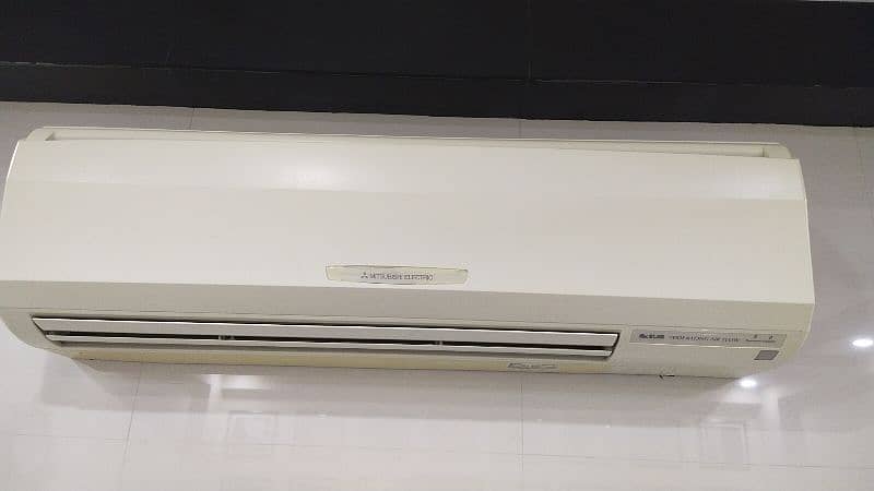 Mistubishi air conditioner Japan 0