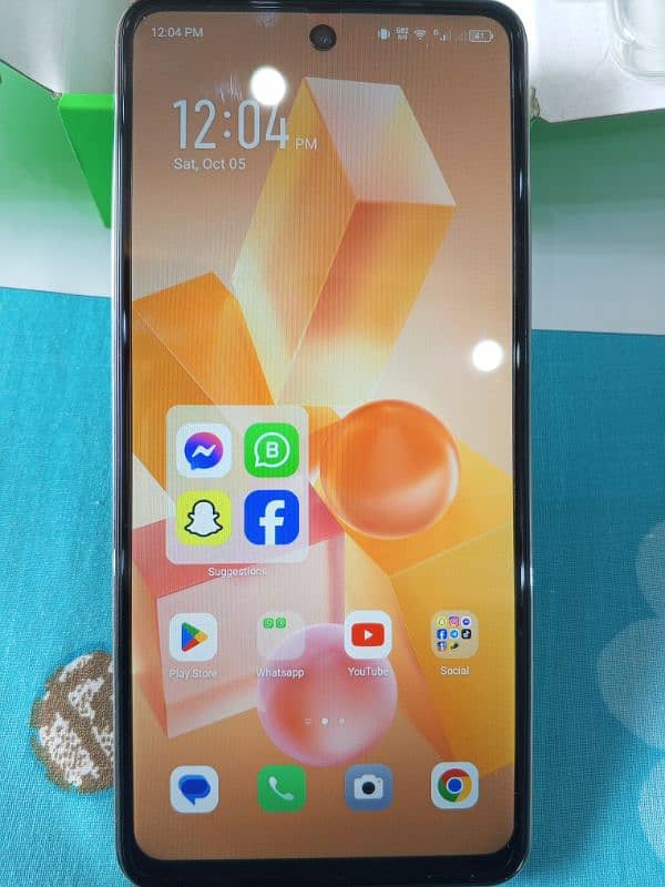 Infinix hot 40i | 8+8/128 GB | OS	Android 13, XOS 13 9