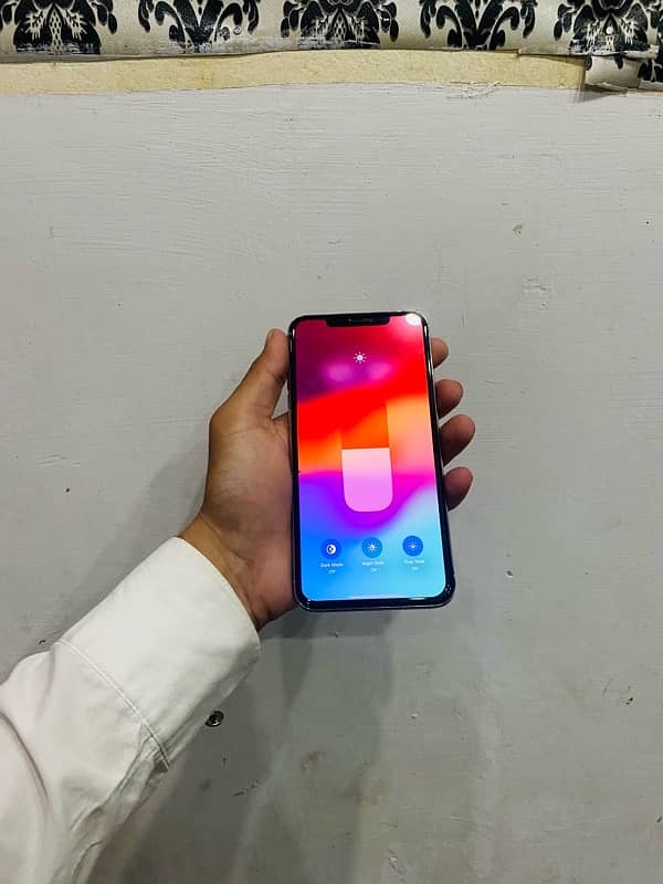 iPhone 11 Pro Max 2