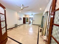 12 MARLA TRIPLE STORY HOUSE FOR SALE F-11/1 ISLAMABAD ALL FACILITY AVAILABLE CDA APPROVED