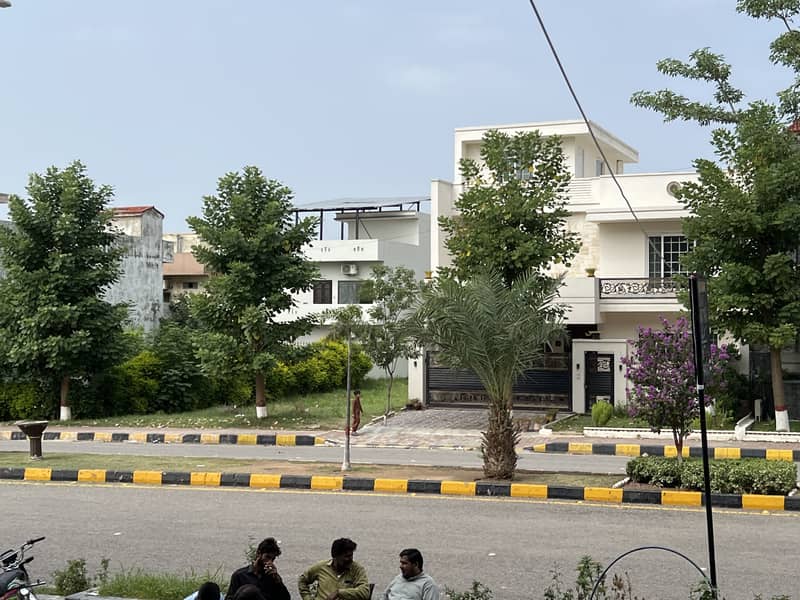 SIZE 30/55 DHANCHA HOUSE FOR SALE MULTI F-17 ISLAMABAD ALL FACILITY 24