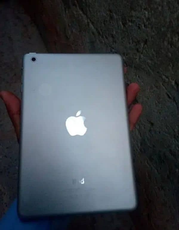 ipad tablet 0