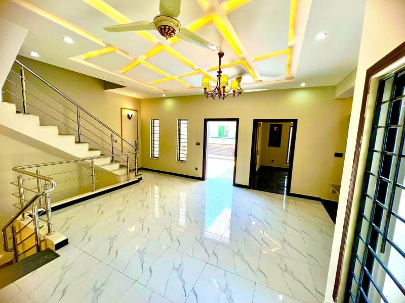 8 MARLA LUXURY BRAND NEW HOUSE FOR SALE MULTI F-17 ISLAMABAD 9