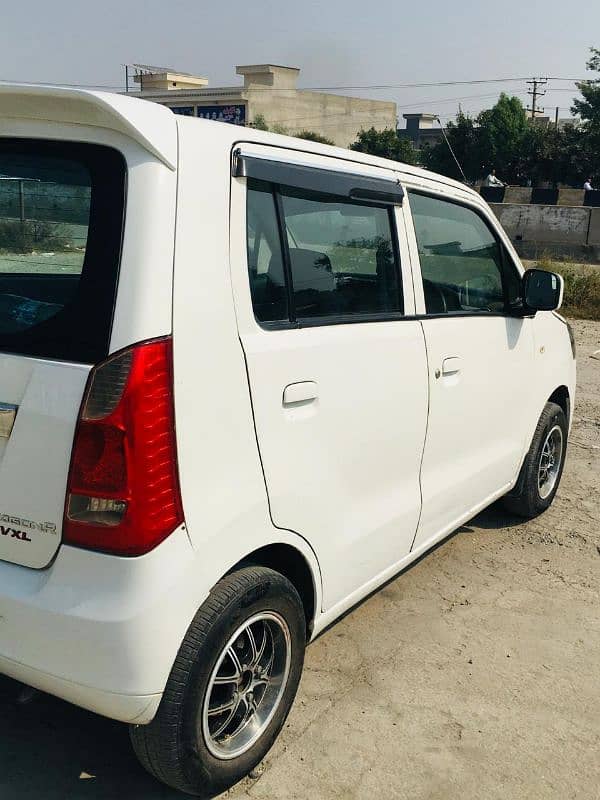 Suzuki Wagon R 2017 6