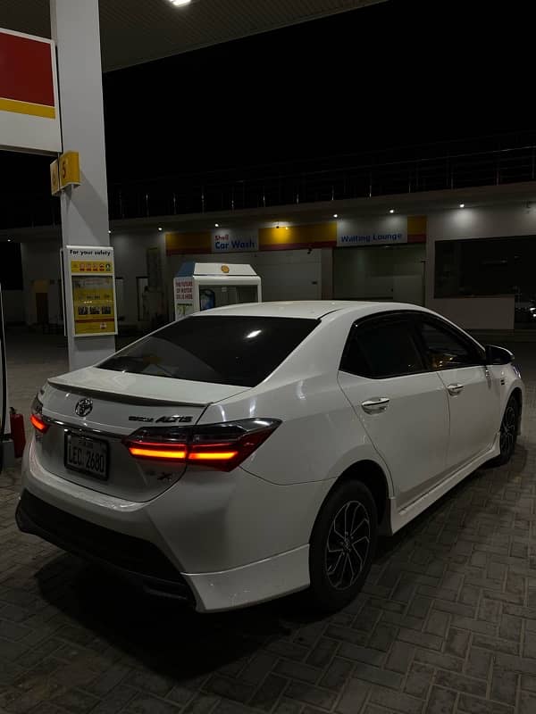 Toyota Corolla Altis 2015 0