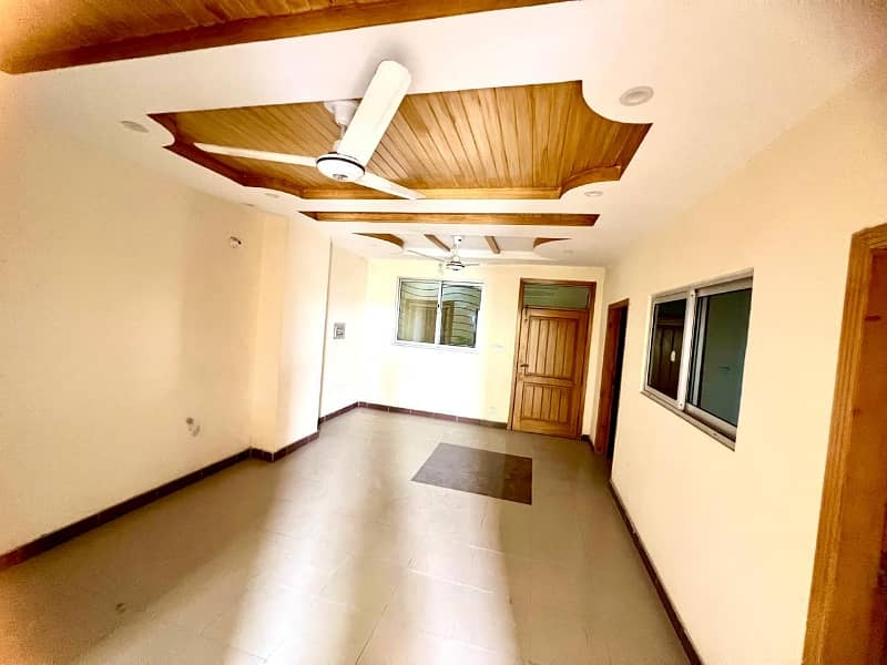 3 BEDROOM FLAT FOR SALE MULTI F-17 ISLAMABAD ALL FACILITIES 12