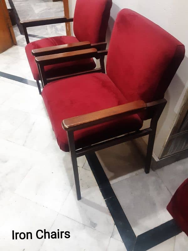 2x Coffee Chairs & 2x Iron Chairs Good Condition For Sale 4