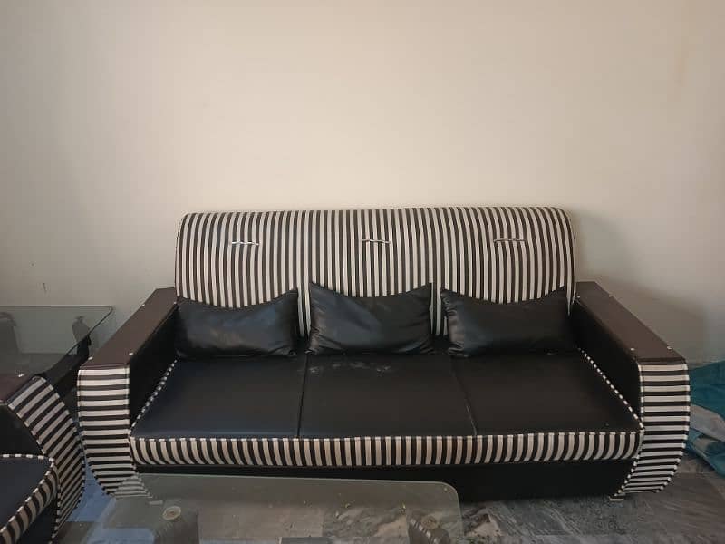 Seven Seater Sofa set in good condition 4