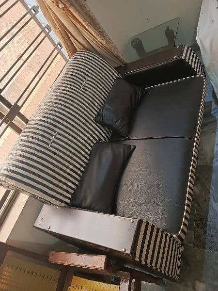 Seven Seater Sofa set in good condition 6