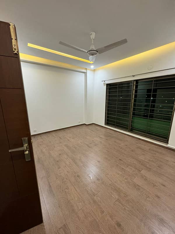 Brand New Super Luxury 10 Marla Ground Floor Apartment Is Available For Rent In Askari 11 Sector D At Super Hot Location 19