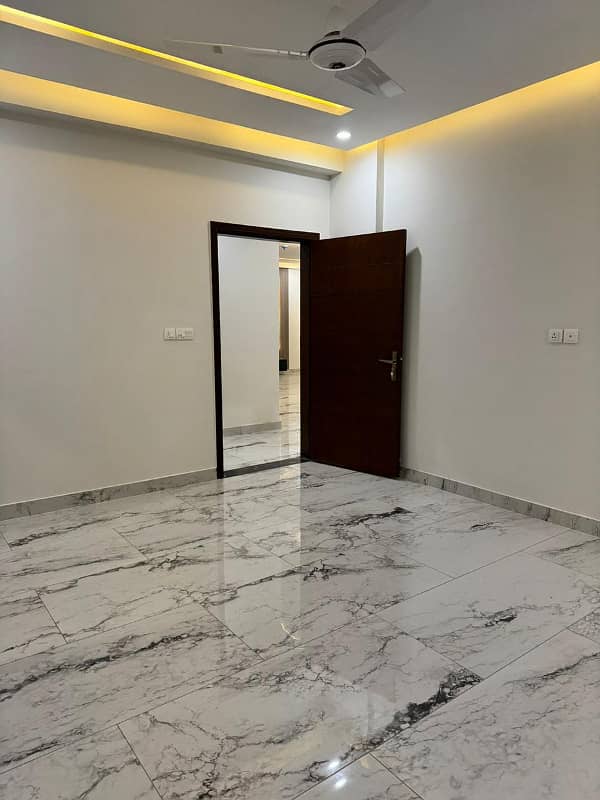 Brand New Super Luxury 10 Marla Ground Floor Apartment Is Available For Rent In Askari 11 Sector D At Super Hot Location 25