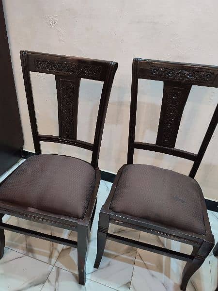 3 chairs hn 1