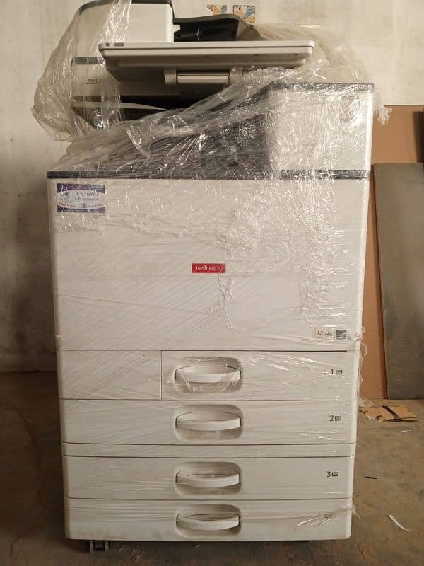 URGENT SALE PHOTOCOPY MACHINE 3