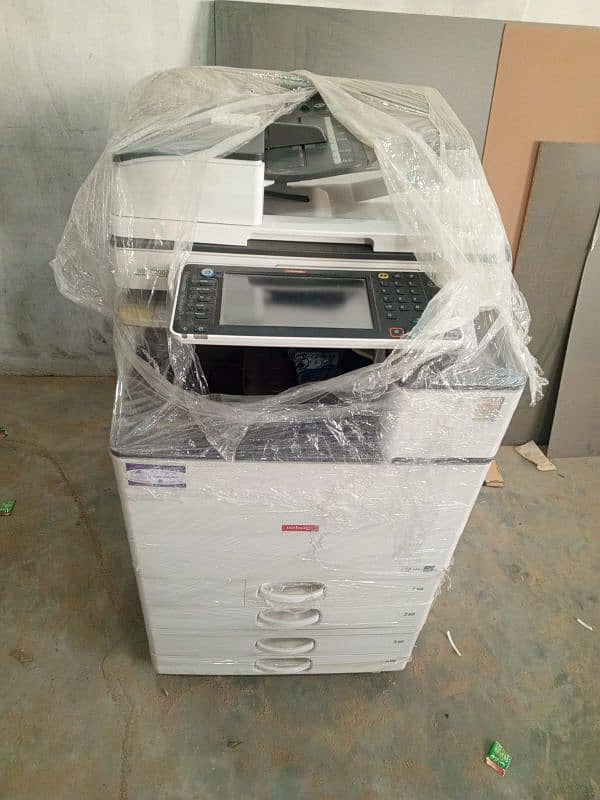 URGENT SALE PHOTOCOPY MACHINE 4