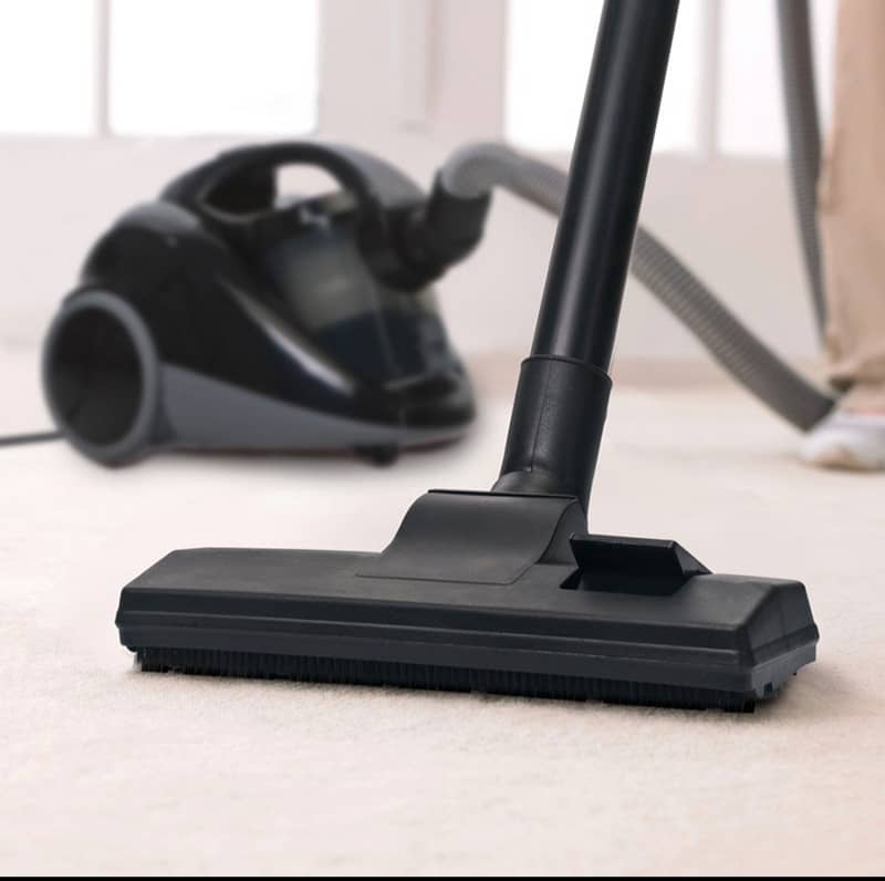 Black & Decker Bagless Vacuum Cleaner VM1480 With Multi Purpose. 7