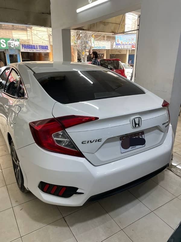 Honda Civic Oriel 2018 3