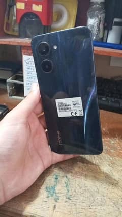 Realme C33