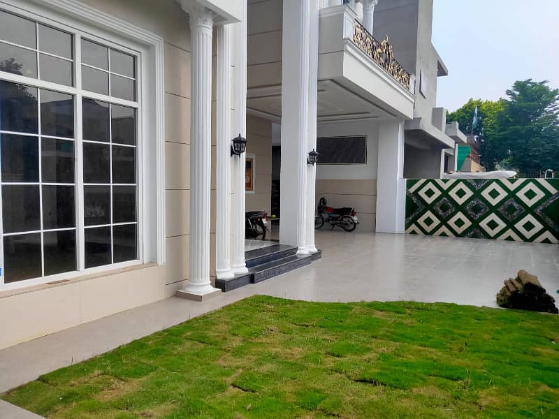 BRAND NEW HOUSE FOR SALE ONE KANAL 1