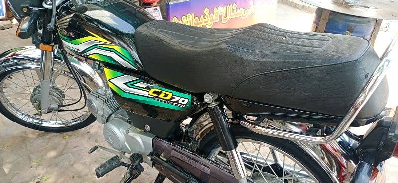 Honda CD 70 Like New Black Colore Applied For 6