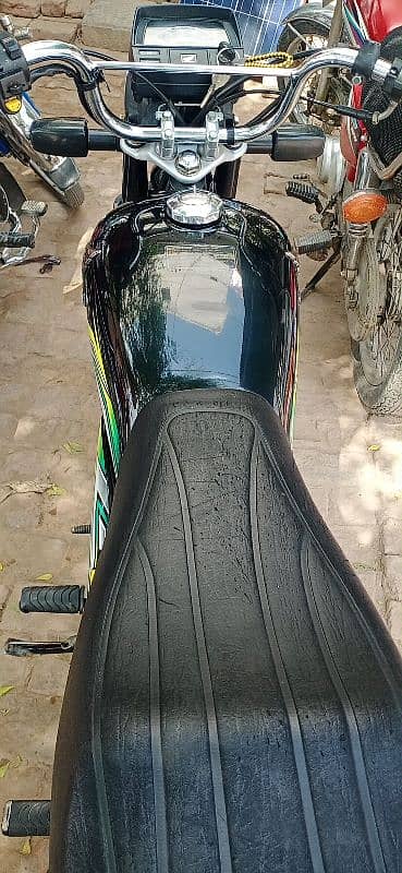 Honda CD 70 Like New Black Colore Applied For 9