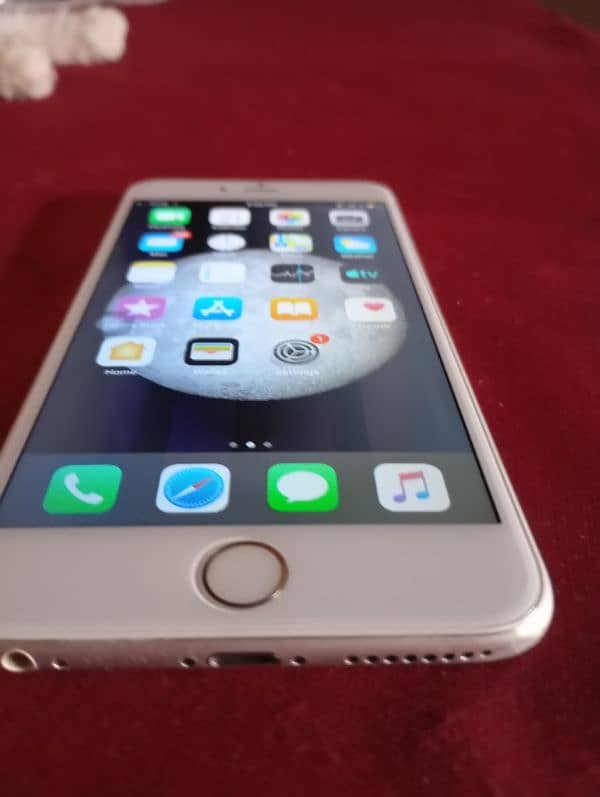 iPhone 6 plus PTA approved WhatsApp:03115546539 2