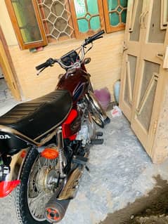 Honda CG 125 Red