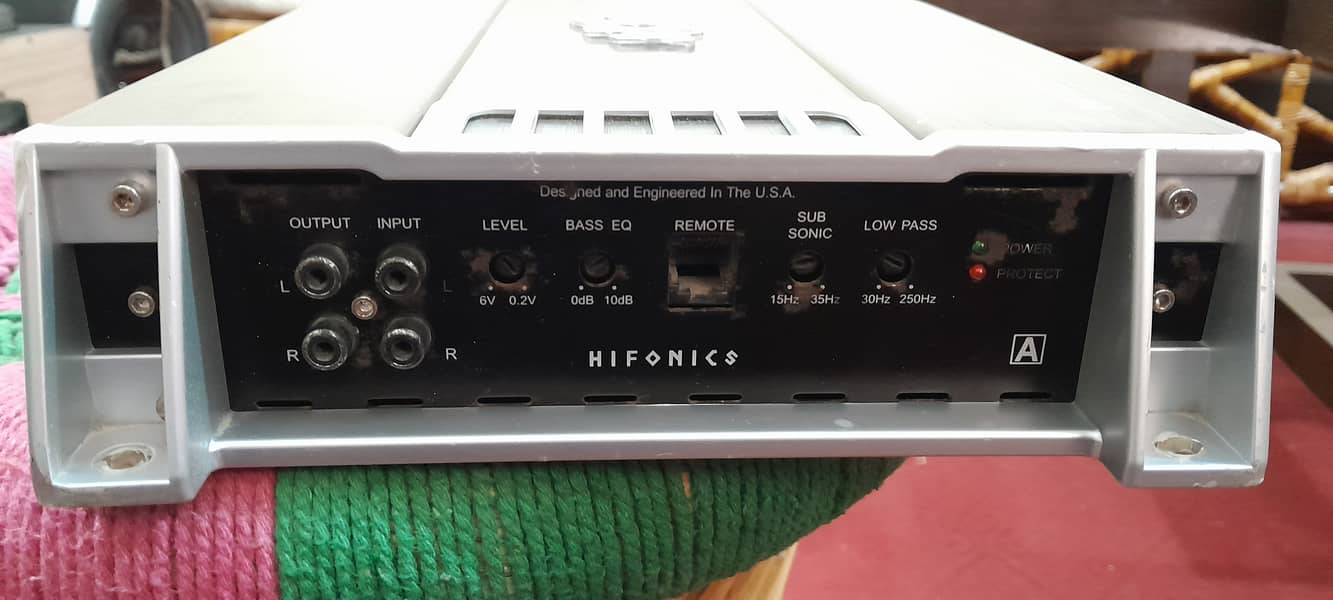 Hifonics HIF1500D mono amplifier 2