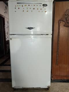 selling refrigerator