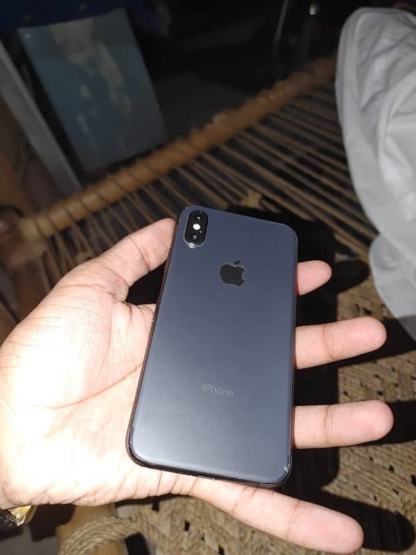 I phone  xs non PTA  10 /10 4