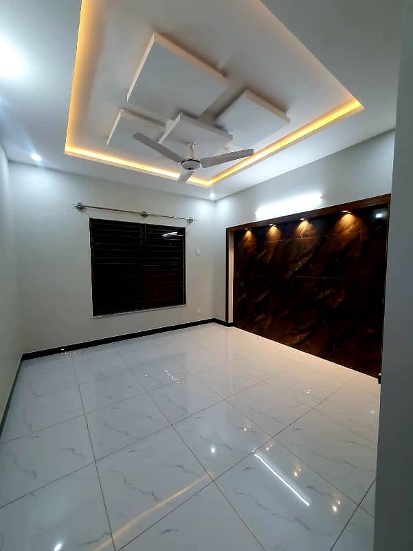 7 Marlas Ground floor With All Basic Facilities Near Mosque and market G-13 6