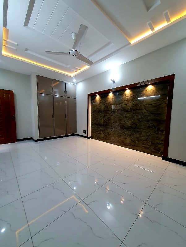 7 Marlas Ground floor With All Basic Facilities Near Mosque and market G-13 13