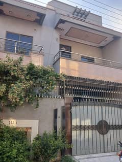 7 Marla Luxurious House for sale in Al Rehman Garden Phase 2 Lahore